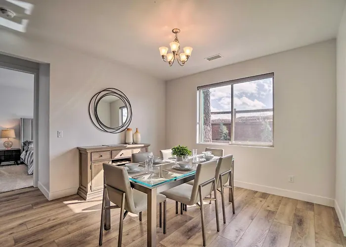 Сasa de vacaciones Spacious Abode: Great For Families!