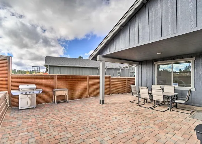 Spacious Abode: Great For Families! Flagstaff